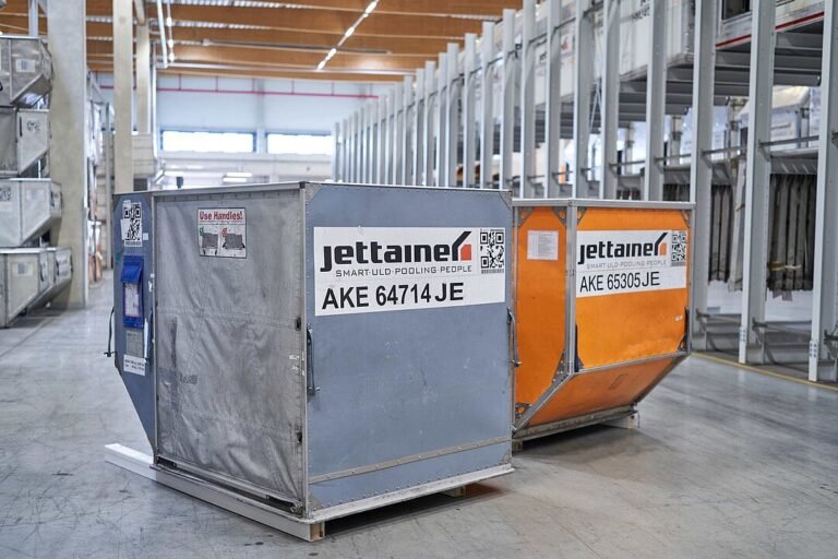 Jettainer